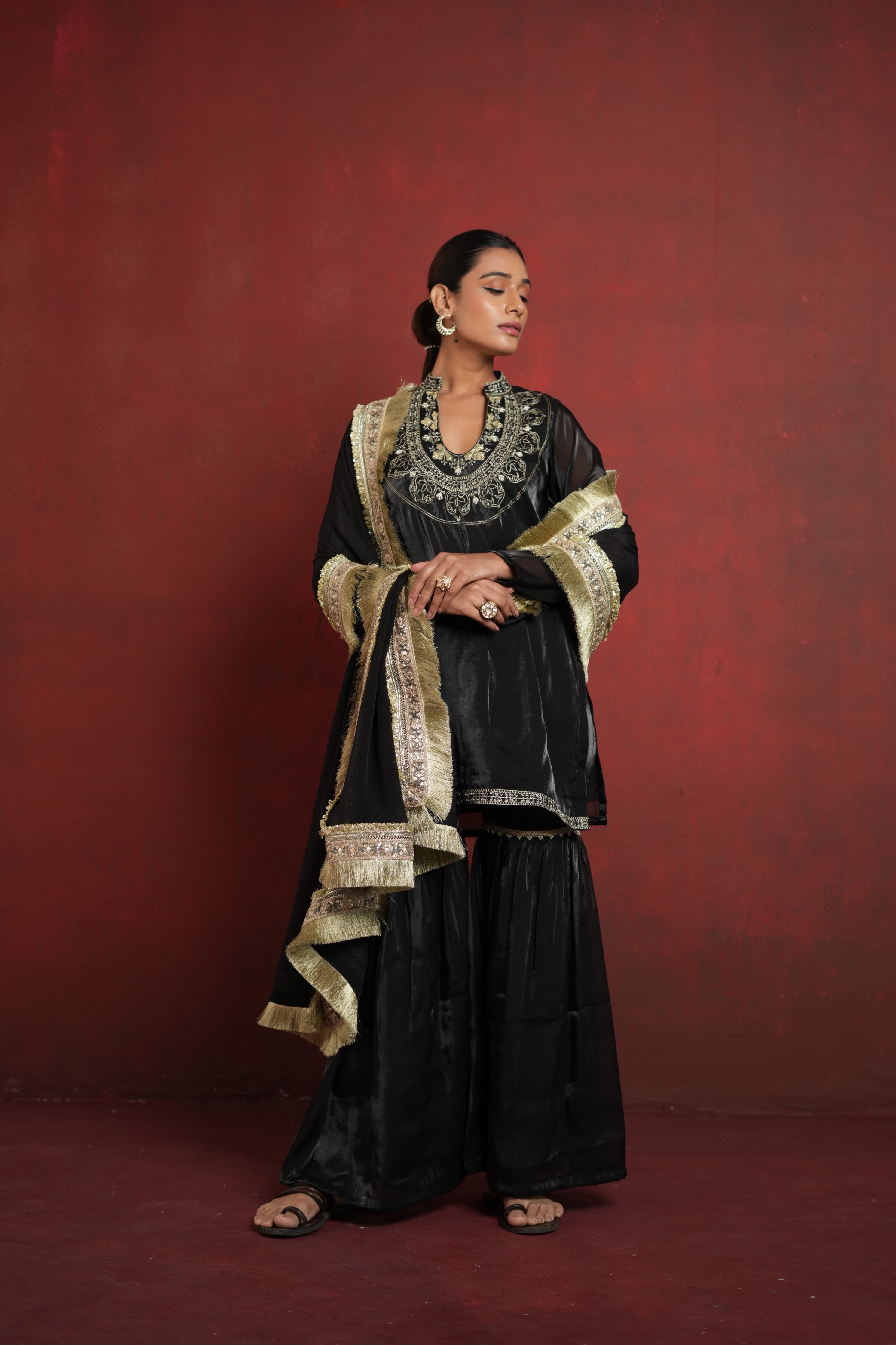 Sanvi suit Black