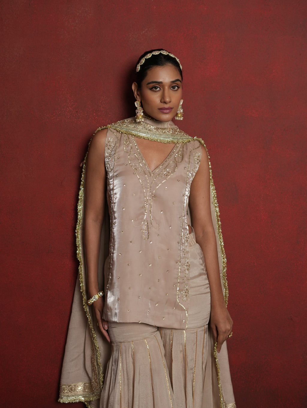 Trisha suit Champagne